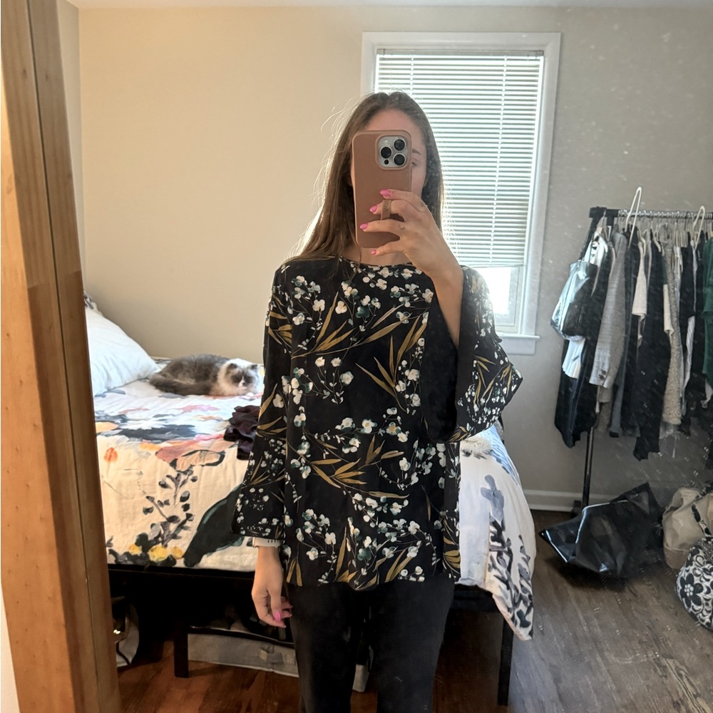 Women’s Blouse